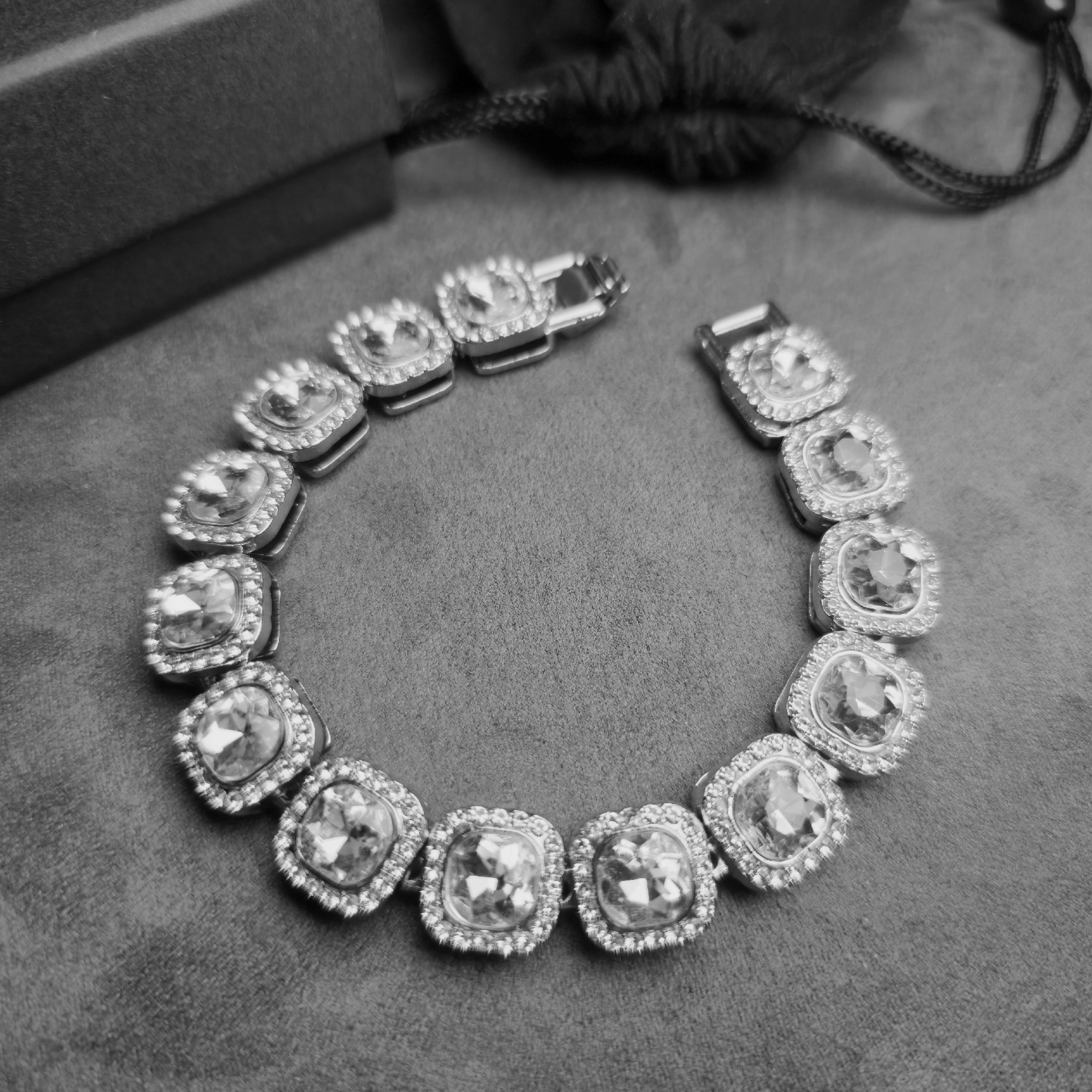 Pulsera de Cristales ¨CUSHION¨