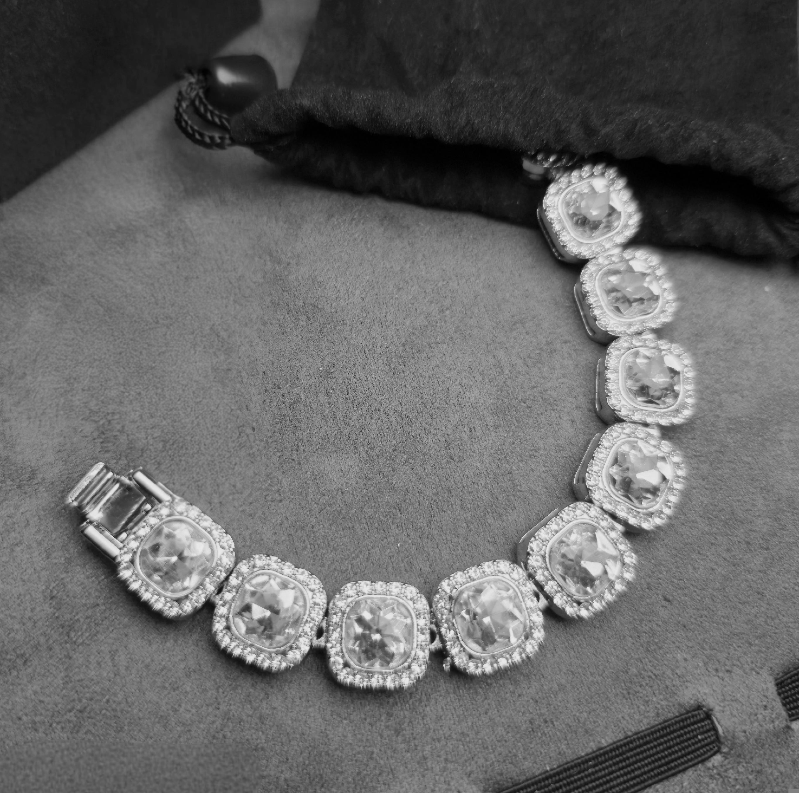 Pulsera de Cristales ¨CUSHION¨